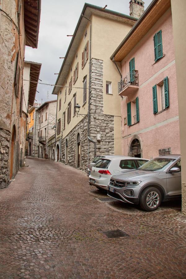 Charme Nel Borgo Di Bienno Di Design, Natura & Relax Экстерьер фото