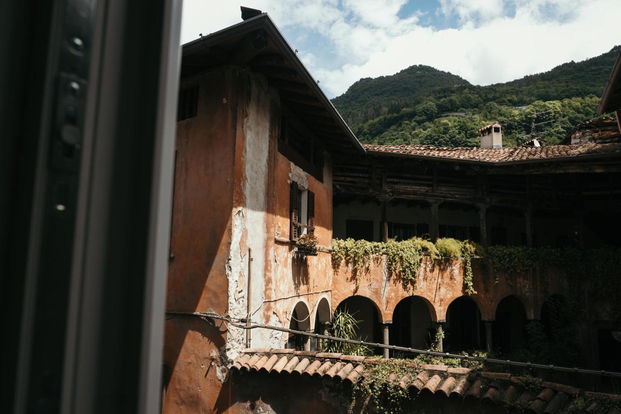 Charme Nel Borgo Di Bienno Di Design, Natura & Relax Экстерьер фото